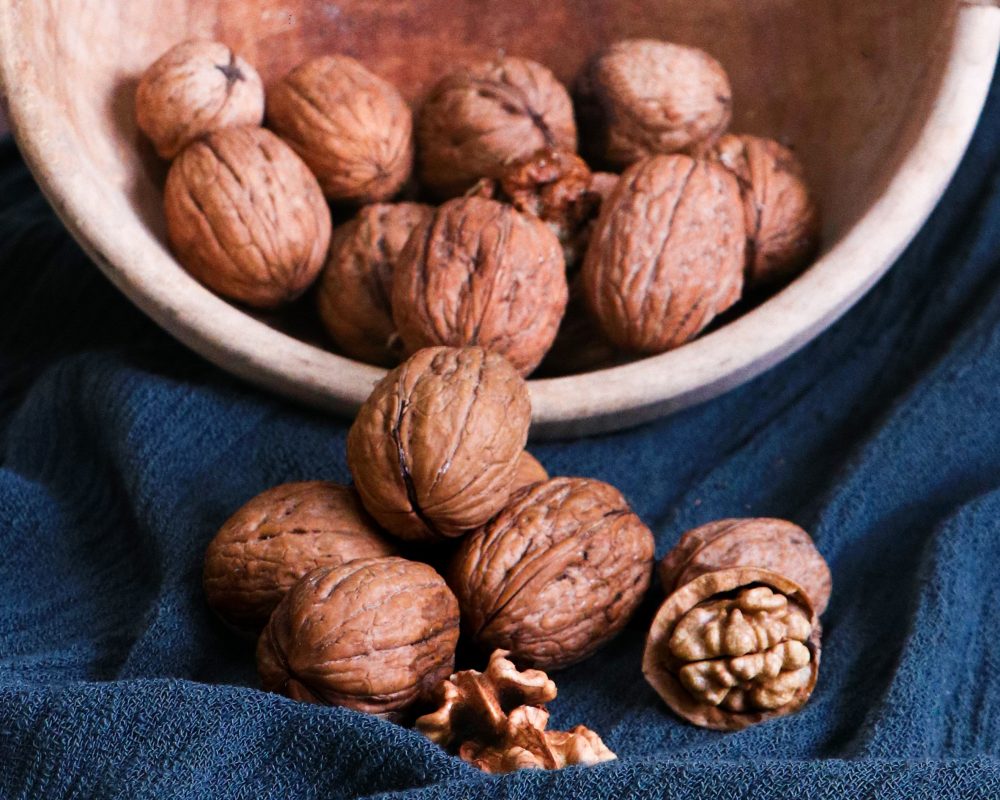 خواص تغذیه ای مصرف گردو در دوران بارداری